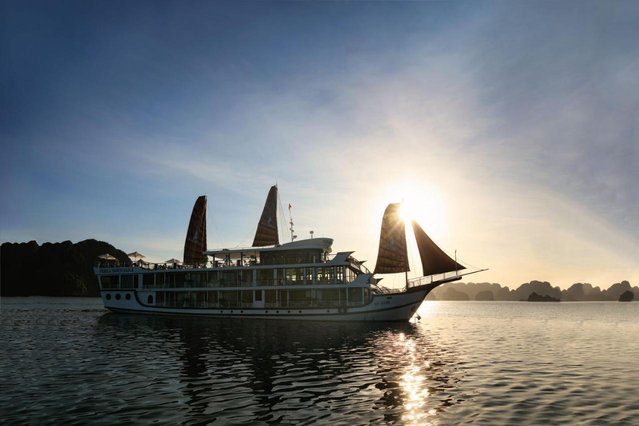 V'Spirit Cruise Hotel Ха Лонг Екстериор снимка