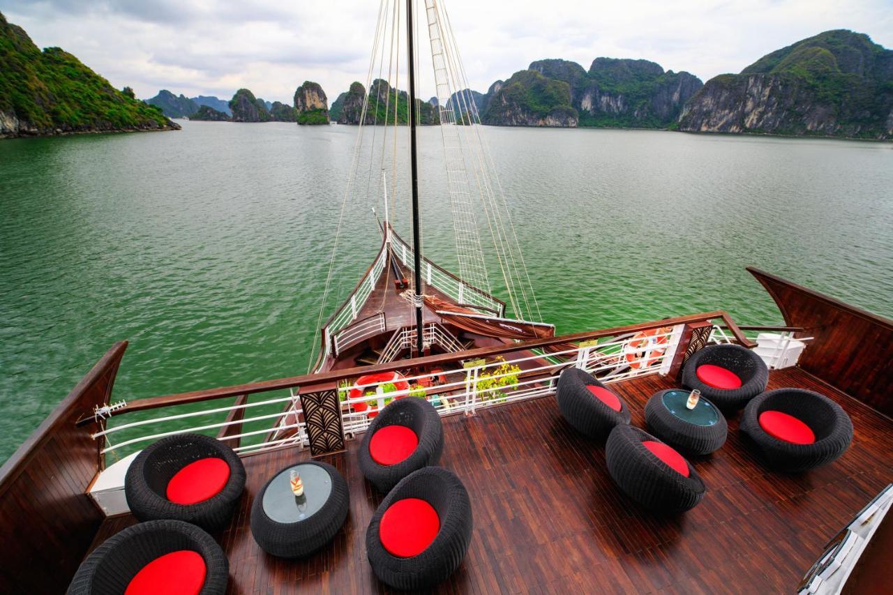 V'Spirit Cruise Hotel Ха Лонг Екстериор снимка