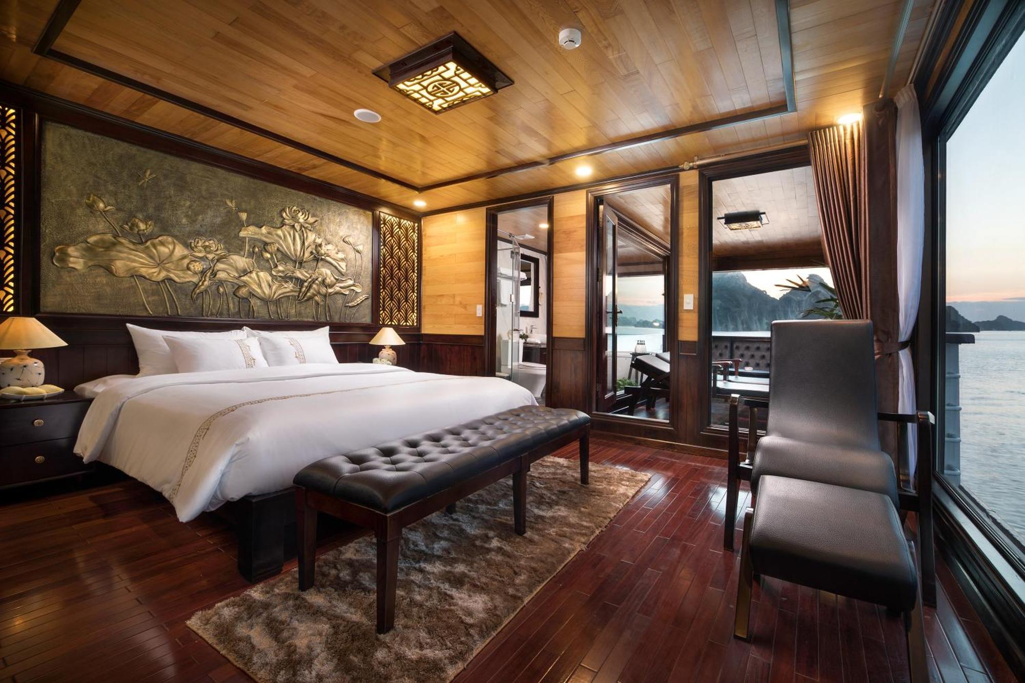 V'Spirit Cruise Hotel Ха Лонг Екстериор снимка