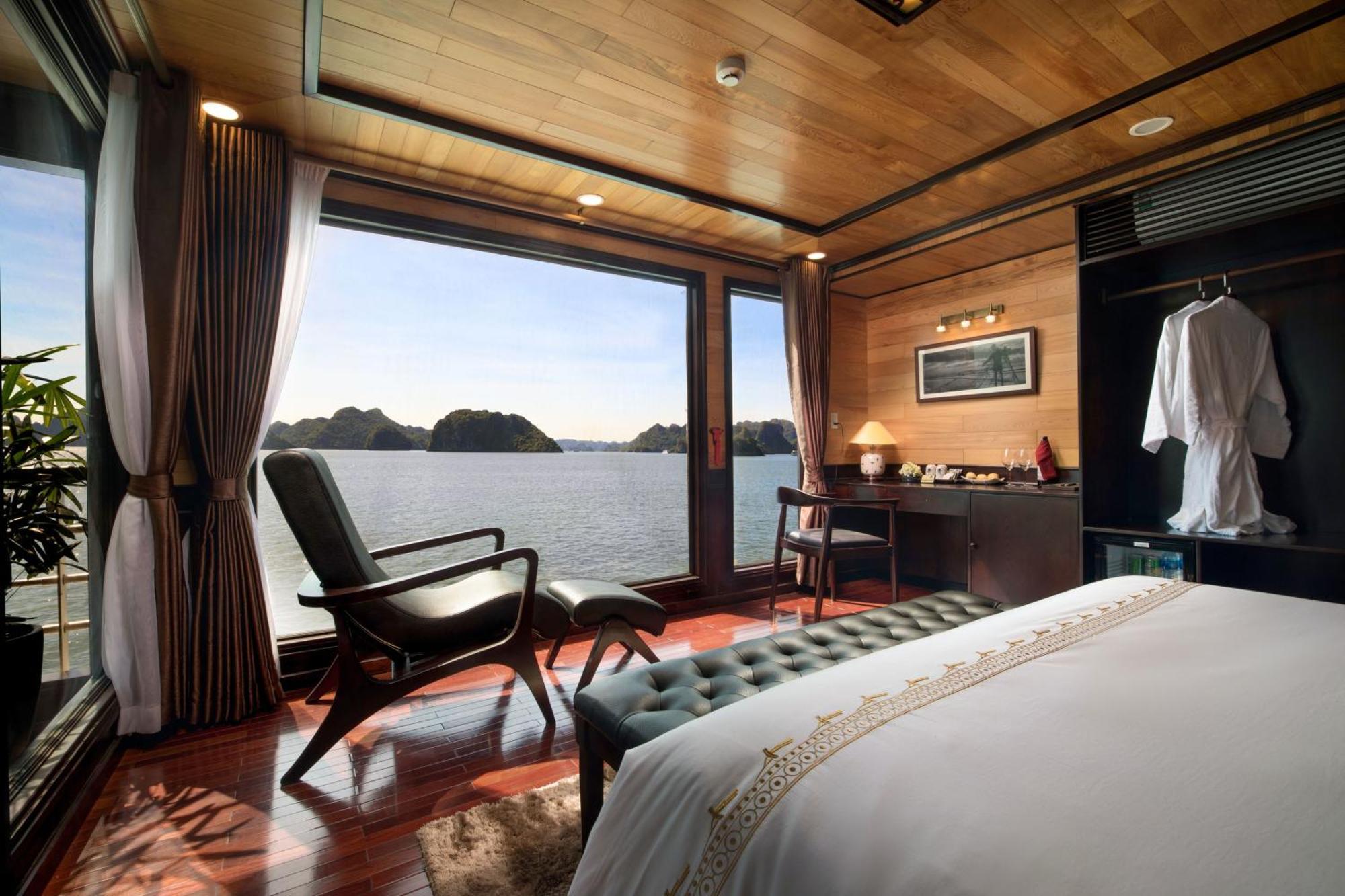 V'Spirit Cruise Hotel Ха Лонг Екстериор снимка